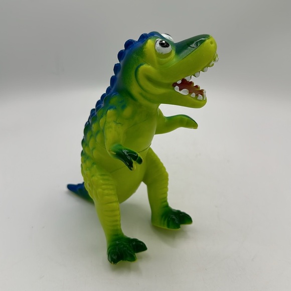 Tyrannosaurus rex toy dinosaur - Picture 2 of 5